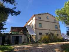 Foto Casa indipendente in vendita a Montelparo - 5 locali 200mq