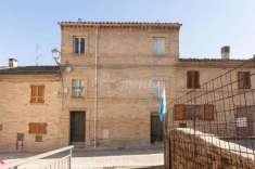 Foto Casa indipendente in vendita a Montelupone