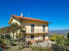Foto Casa indipendente in vendita a Montemarano - 7 locali 170mq