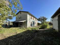 Foto Casa indipendente in vendita a Monticelli D'Ongina - 7 locali 300mq