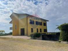 Foto Casa indipendente in vendita a Montichiari - 14 locali 371mq