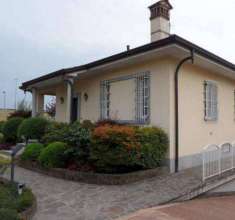 Foto Casa indipendente in Vendita a Monza