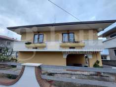 Foto Casa indipendente in vendita a Mosciano Sant'Angelo