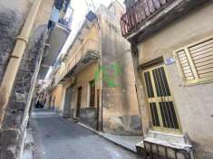 Foto Casa indipendente in vendita a Motta Sant'Anastasia