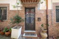 Foto Casa indipendente in vendita a Motta Sant'Anastasia