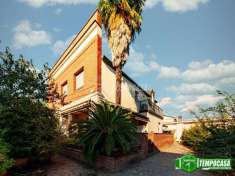 Foto Casa indipendente in vendita a Muggi