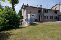 Foto Casa indipendente in vendita a Neviano Degli Arduini - 8 locali 228mq