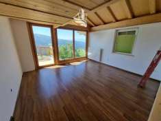 Foto Casa indipendente in vendita a Nova Ponente