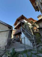 Foto Casa indipendente in vendita a Nus