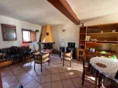Foto Casa indipendente in vendita a Opi