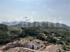 Foto Casa indipendente in vendita a Oricola