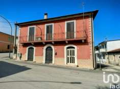 Foto Casa indipendente in vendita a Ortucchio