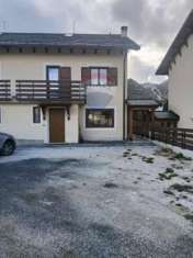 Foto Casa indipendente in vendita a Ovindoli - 5 locali 94mq