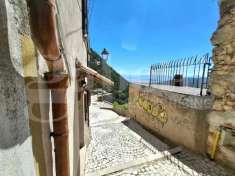 Foto Casa indipendente in vendita a Ovindoli