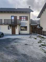 Foto Casa indipendente in vendita a Ovindoli