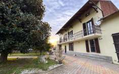 Foto Casa indipendente in vendita a Palazzolo Vercellese