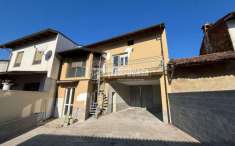 Foto Casa indipendente in vendita a Palazzolo Vercellese
