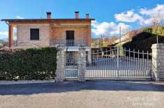 Foto Casa indipendente in vendita a Perugia - 8 locali 258mq