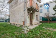 Foto Casa indipendente in vendita a Pesaro - 5 locali 157mq