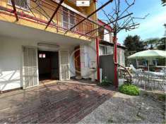 Foto Casa indipendente in Vendita a Pessano con Bornago