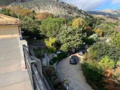 Foto Casa indipendente in vendita a Piana Degli Albanesi