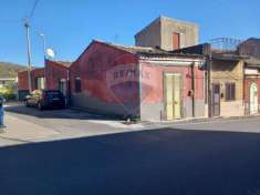 Foto Casa indipendente in vendita a Piedimonte Etneo