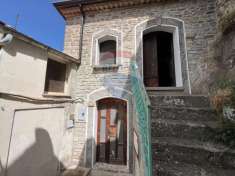 Foto Casa indipendente in vendita a Pietrapertosa