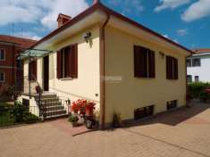 Foto Casa indipendente in vendita a Pinerolo