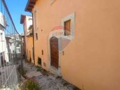 Foto Casa indipendente in vendita a Poggio Picenze