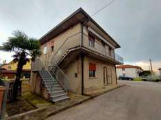 Foto Casa indipendente in vendita a Porto Tolle - 11 locali 224mq
