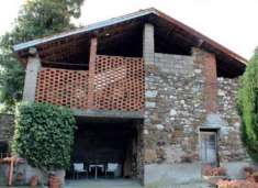 Foto Casa indipendente in vendita a Porto Valtravaglia - 6 locali 260mq