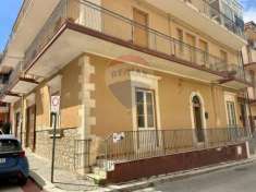 Foto Casa indipendente in vendita a Pozzallo - 7 locali 146mq