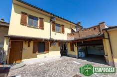 Foto Casa indipendente in vendita a Quintano