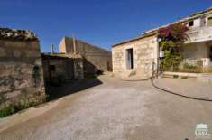 Foto Casa indipendente in vendita a Ragusa - 6 locali 150mq