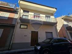 Foto Casa indipendente in vendita a Randazzo - 11 locali 384mq