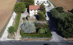 Foto Casa indipendente in vendita a Recanati