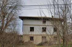 Foto Casa indipendente in vendita a Reggio Emilia - 12 locali 750mq