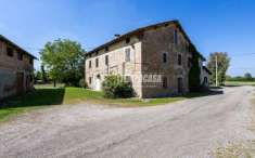 Foto Casa indipendente in vendita a Reggio Emilia
