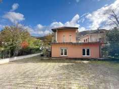 Foto Casa indipendente in vendita a Rieti