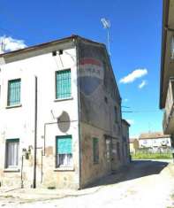 Foto Casa indipendente in vendita a Riva del Po