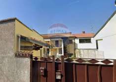 Foto Casa indipendente in vendita a Robecchetto Con Induno