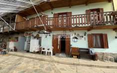 Foto Casa indipendente in vendita a Rocca Canavese