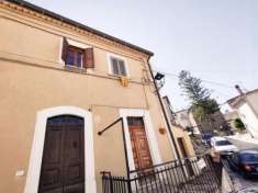 Foto Casa indipendente in vendita a Rocca Di Mezzo - 3 locali 60mq