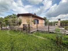 Foto Casa indipendente in vendita a Rocca Sinibalda
