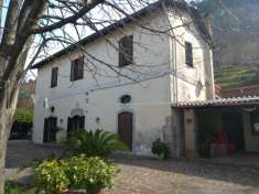 Foto Casa indipendente in Vendita a Roccapiemonte Via Mandrizzo