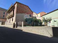 Foto Casa indipendente in vendita a Roggiano Gravina