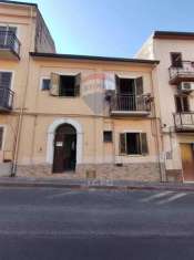 Foto Casa indipendente in vendita a Roggiano Gravina