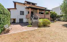 Foto Casa indipendente in vendita a Roma