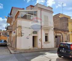 Foto Casa indipendente in vendita a Rosolini