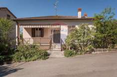 Foto Casa indipendente in vendita a Rosora